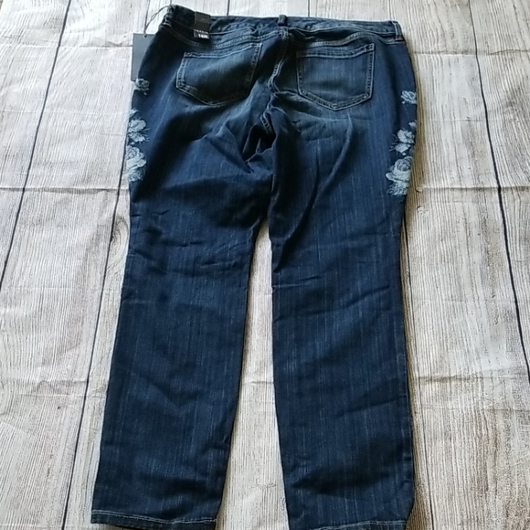 Torrid Jeans - Picture 5 of 5